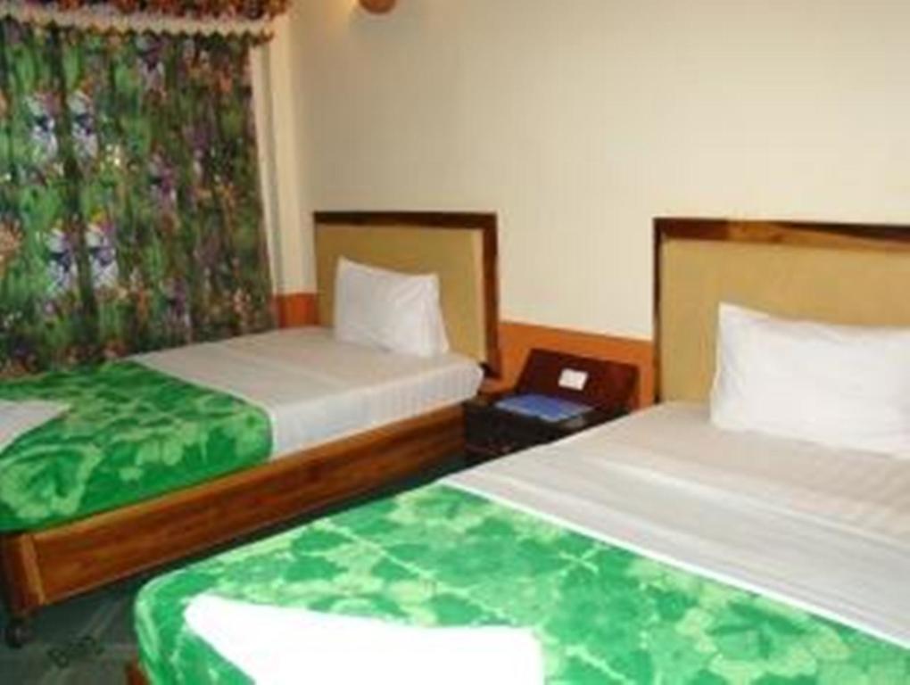 Thy Ny Hotel Battambang Exterior foto