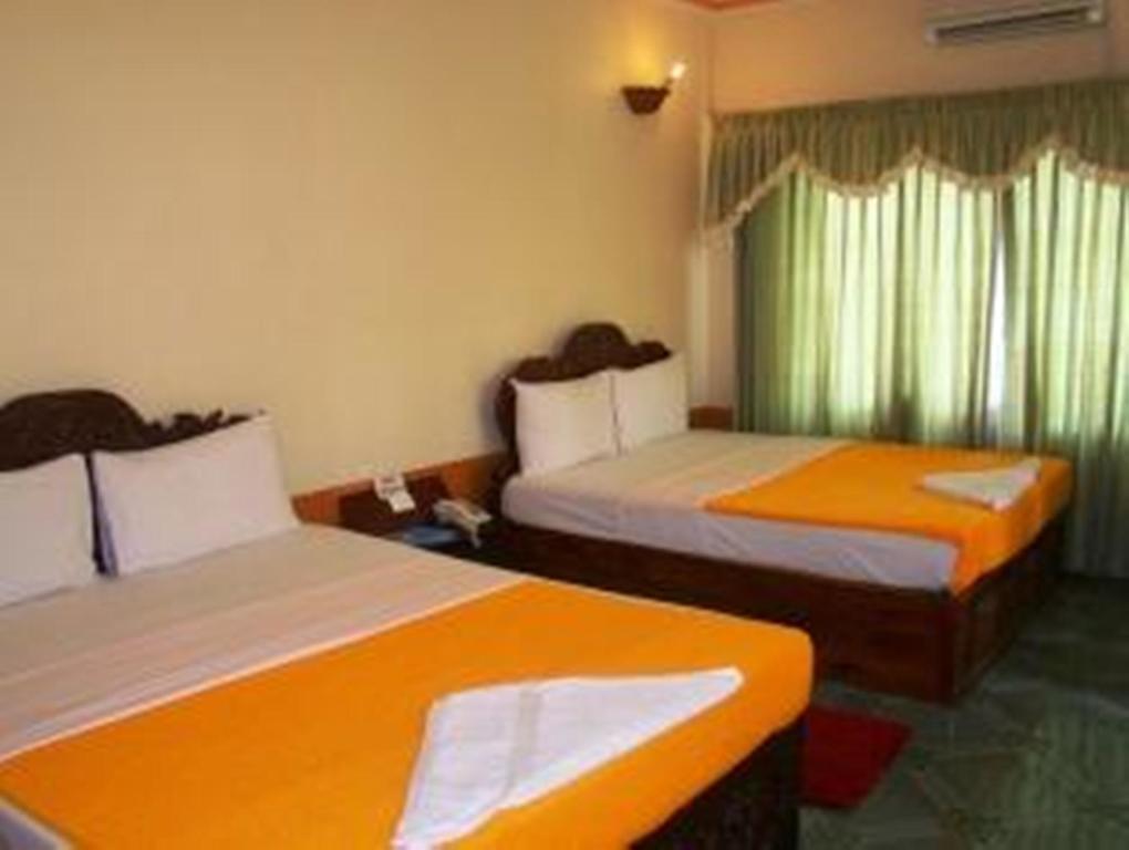 Thy Ny Hotel Battambang Exterior foto